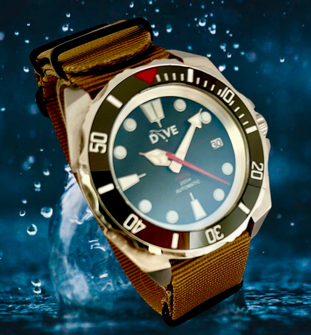 HAND-BUILT DIVERS WATCH  HADAL TITAN II
