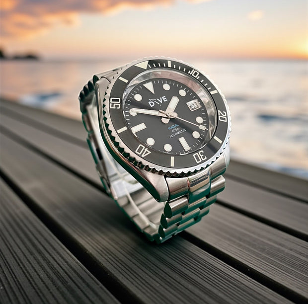 HAND-BUILT DIVERS WATCH  HADAL on PRESIDENT BRACELET