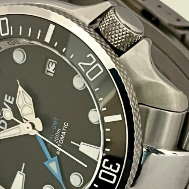 HAND-BUILT GMT DIVERS WATCH  HADAL 4
